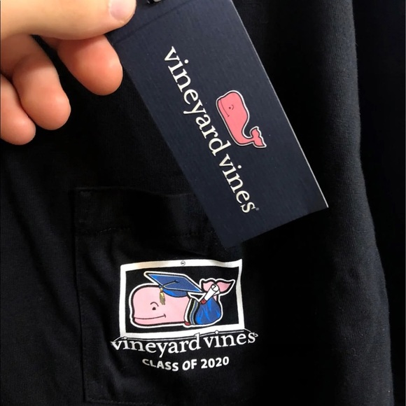 Vineyard vines t-shirt - Picture 3 of 4